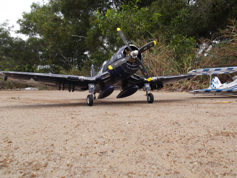 durafly f4u corsair 87