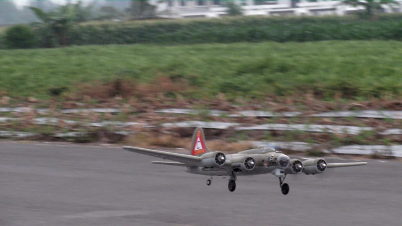 b17 freewing hk 27